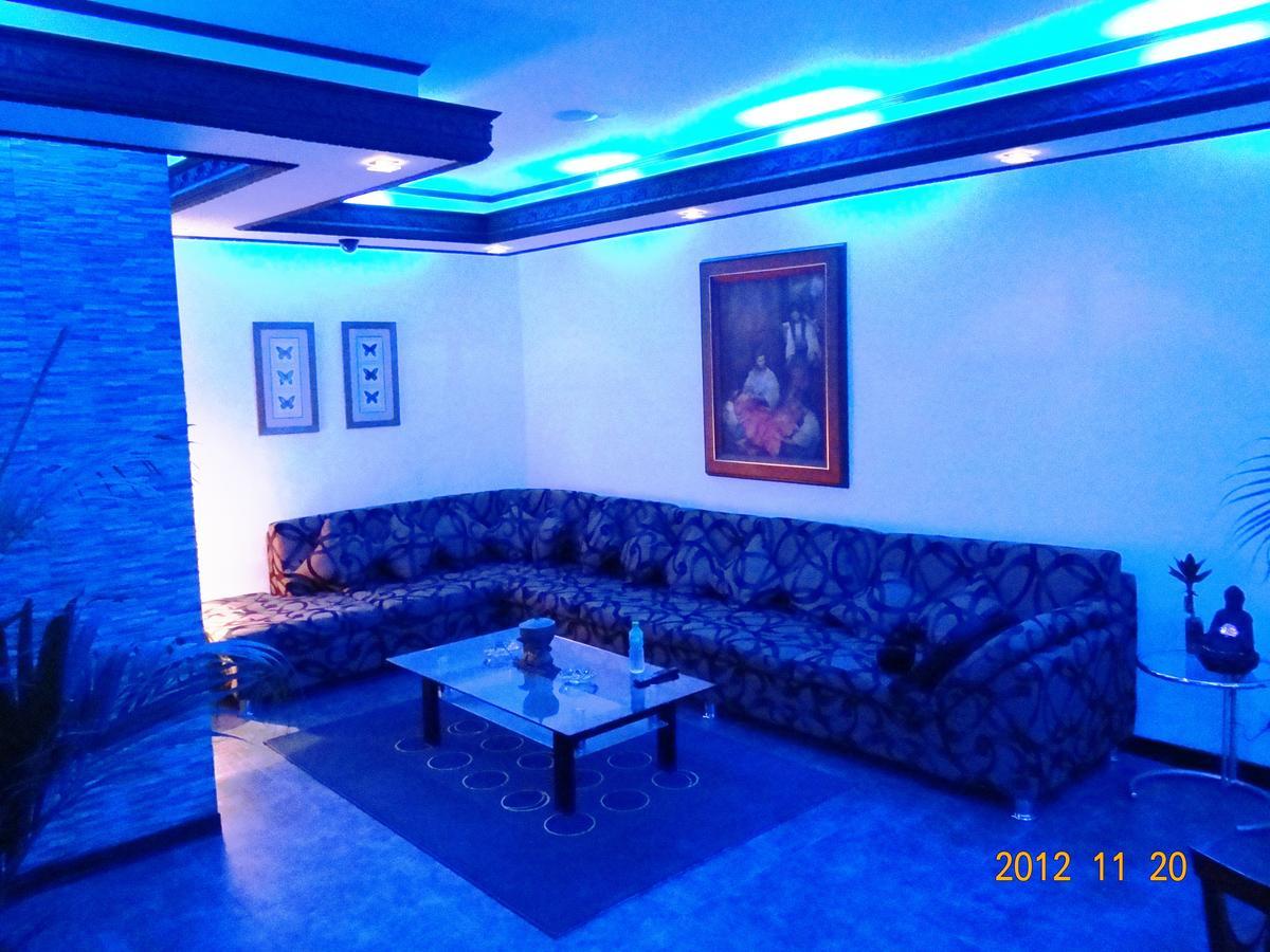 Elegance Guesthouse Pasay Exterior foto